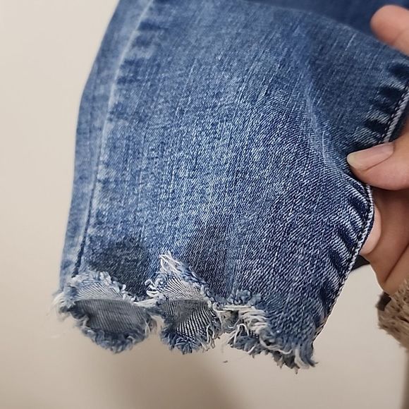 Levis 720 High Rise Super Skinny ripped and distressed size 28 - Picture 5 of 16